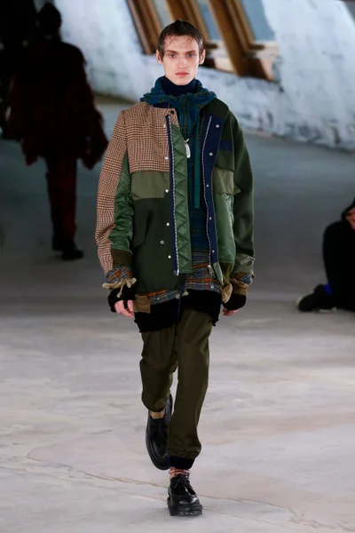 Look 29